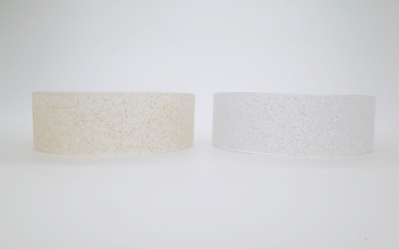 ラメは金色・銀色の2種類