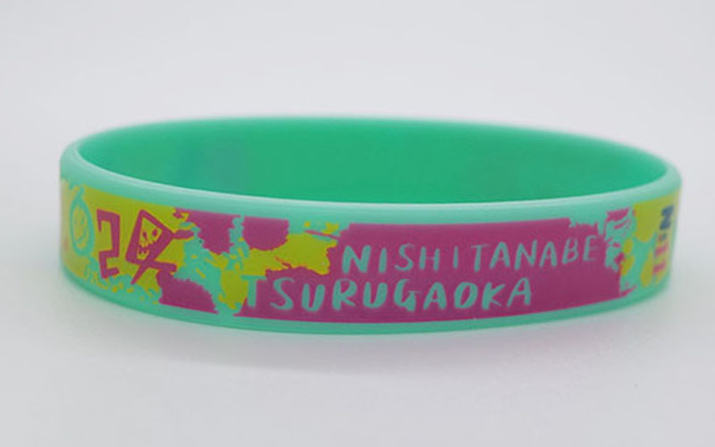 シルク印刷シリコンリストバンド・幅12mm・4色印刷