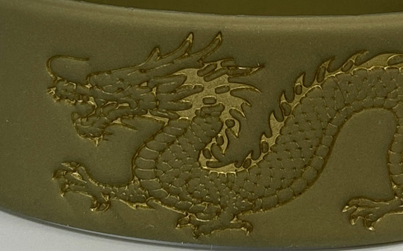 本体金色にデボス加工金色での製作